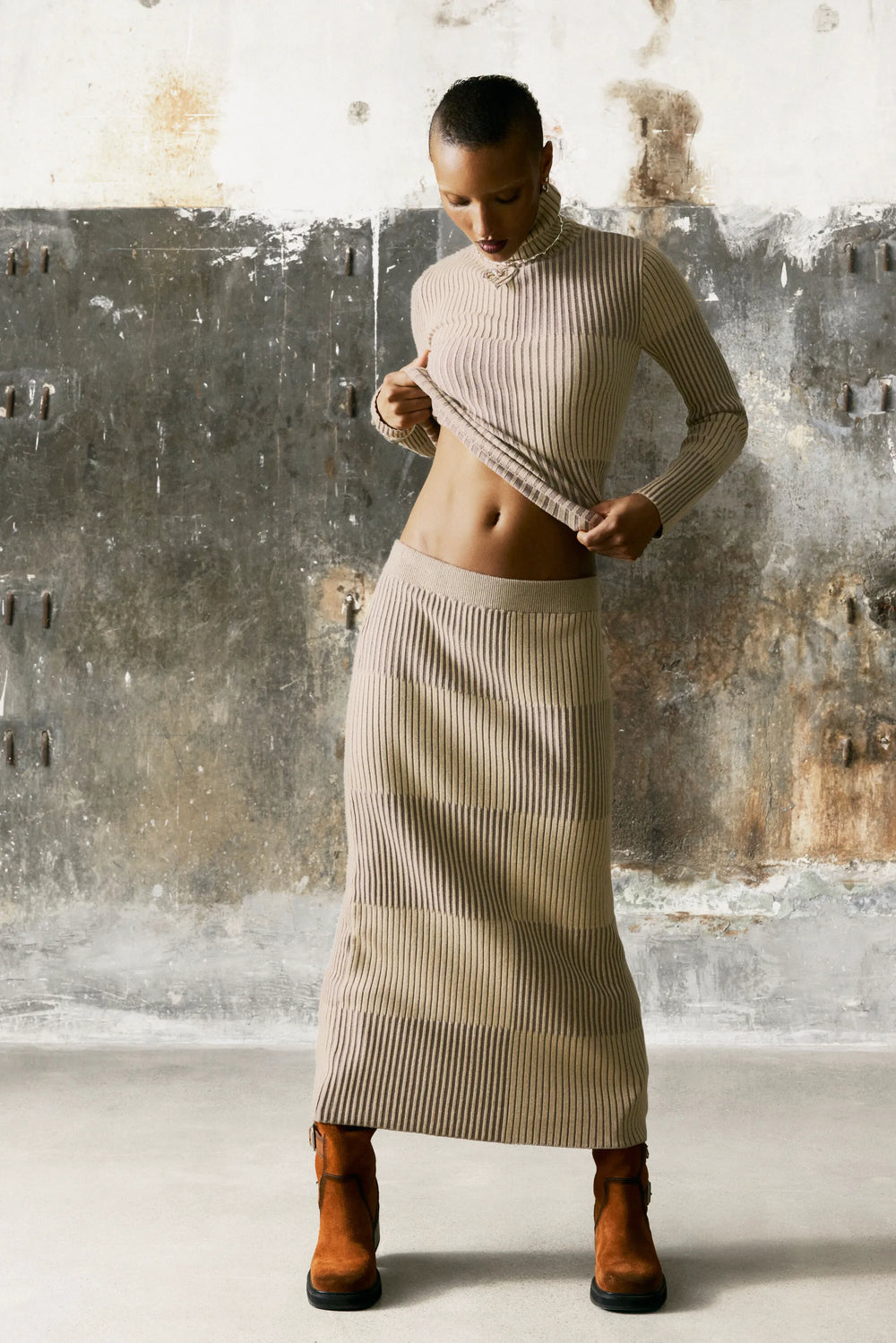XS