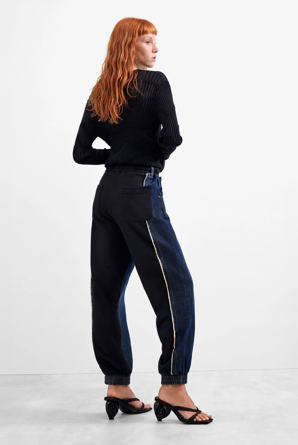 XS