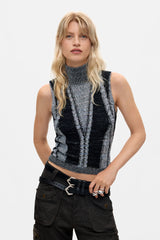 XS