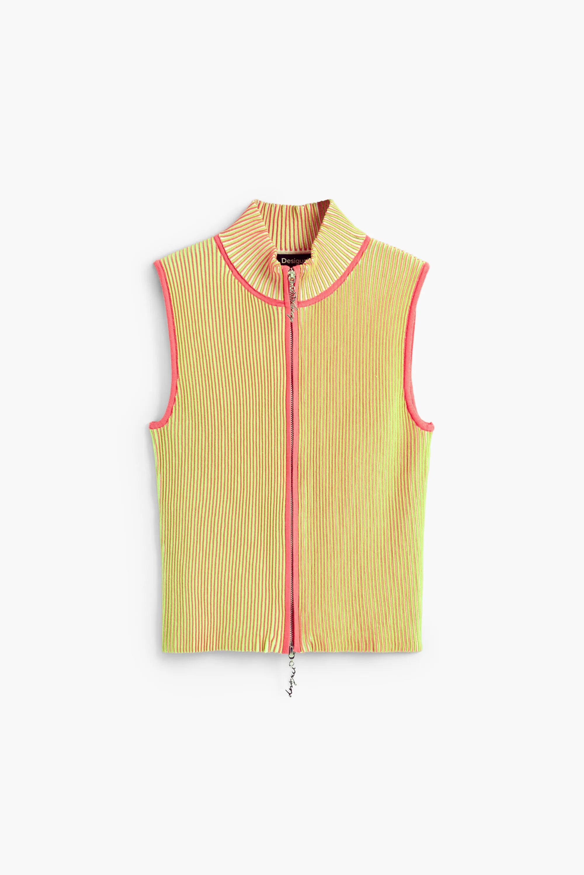 XS