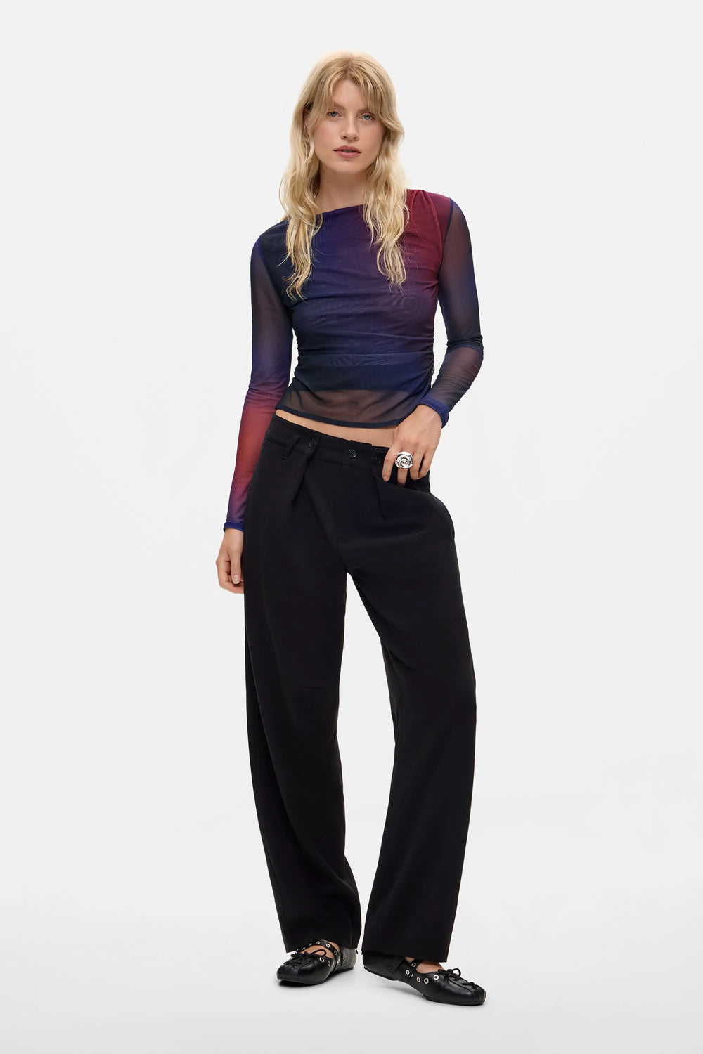 XS
