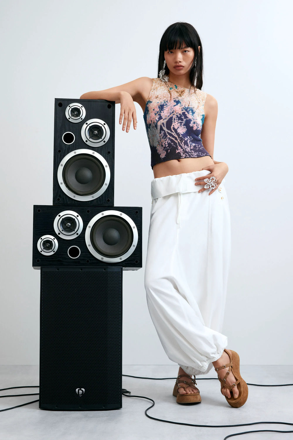 XS